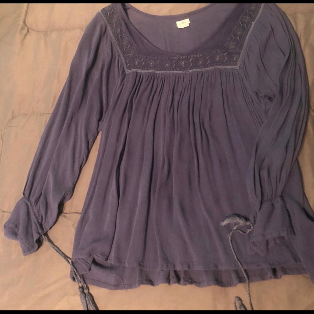 Flowy long sleeve